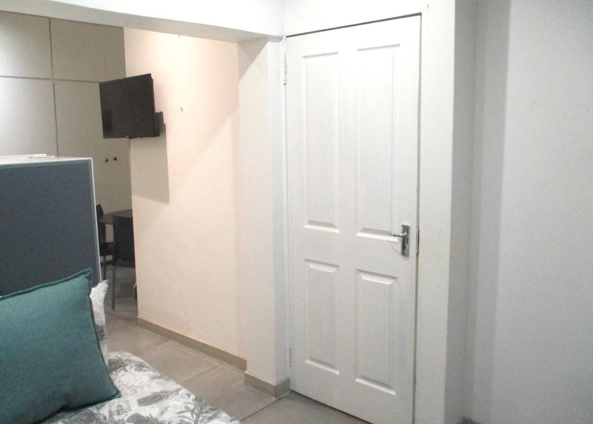 Lekker Rus Apartment Блоемфонтейн Екстериор снимка