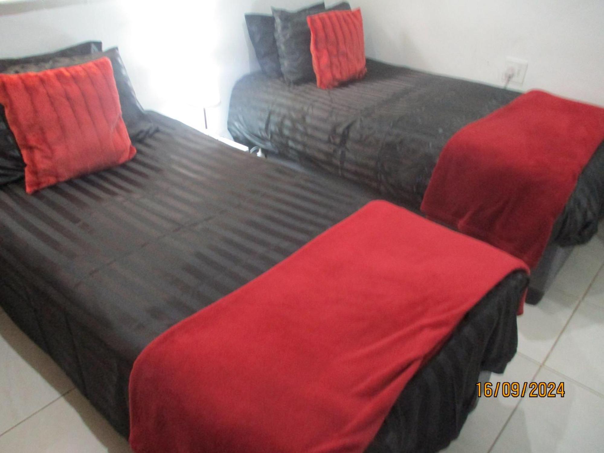 Lekker Rus Apartment Блоемфонтейн Екстериор снимка